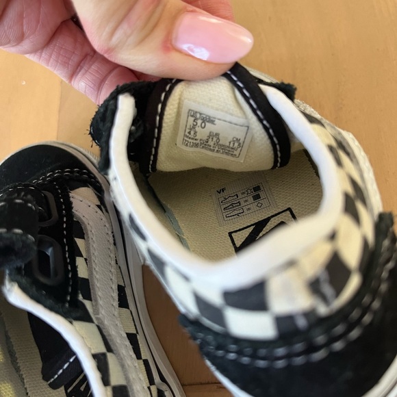 Toddler vans size 5 - Picture 7 of 9